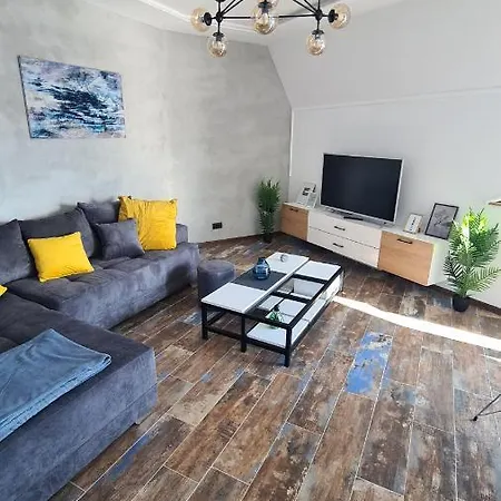 Part Apartment
